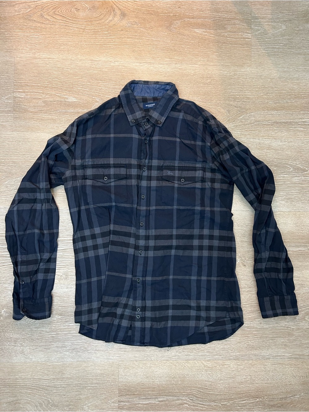 Burberry London Men’s Nova Check Button Down Shirt Black Gray Plaid Size M